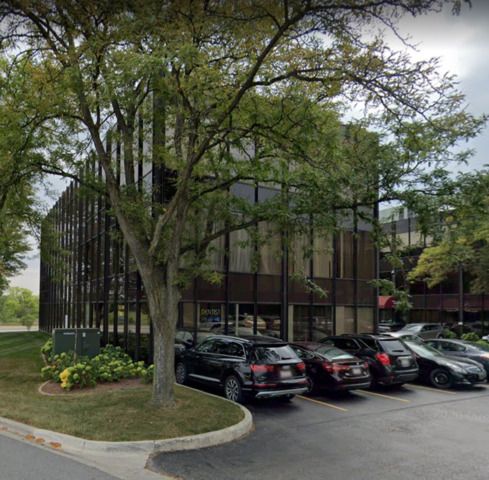 62 Orland Square Dr, Orland Park, IL 60462